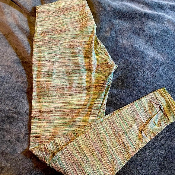 Lululemon leggings - Picture 1 of 4